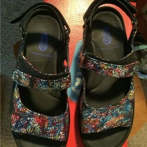 Women NEW, Wolky  Rio Multi-color Sandal, NEW